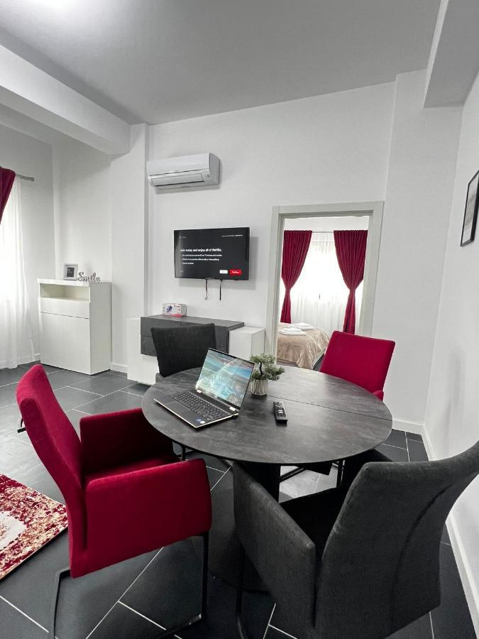 Marvellous Aparthotel With Master Apartments Suceava Ngoại thất bức ảnh