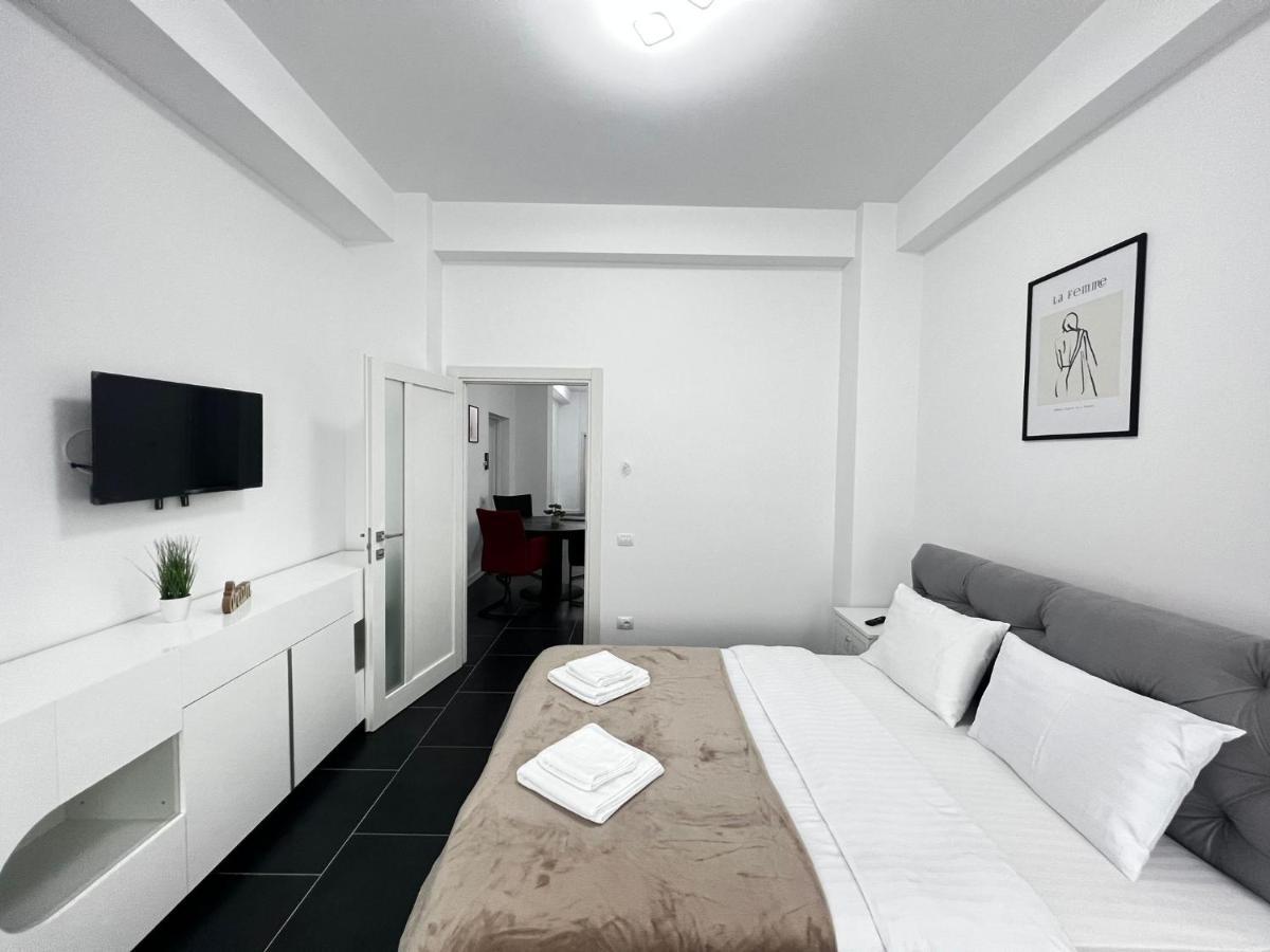 Marvellous Aparthotel With Master Apartments Suceava Ngoại thất bức ảnh